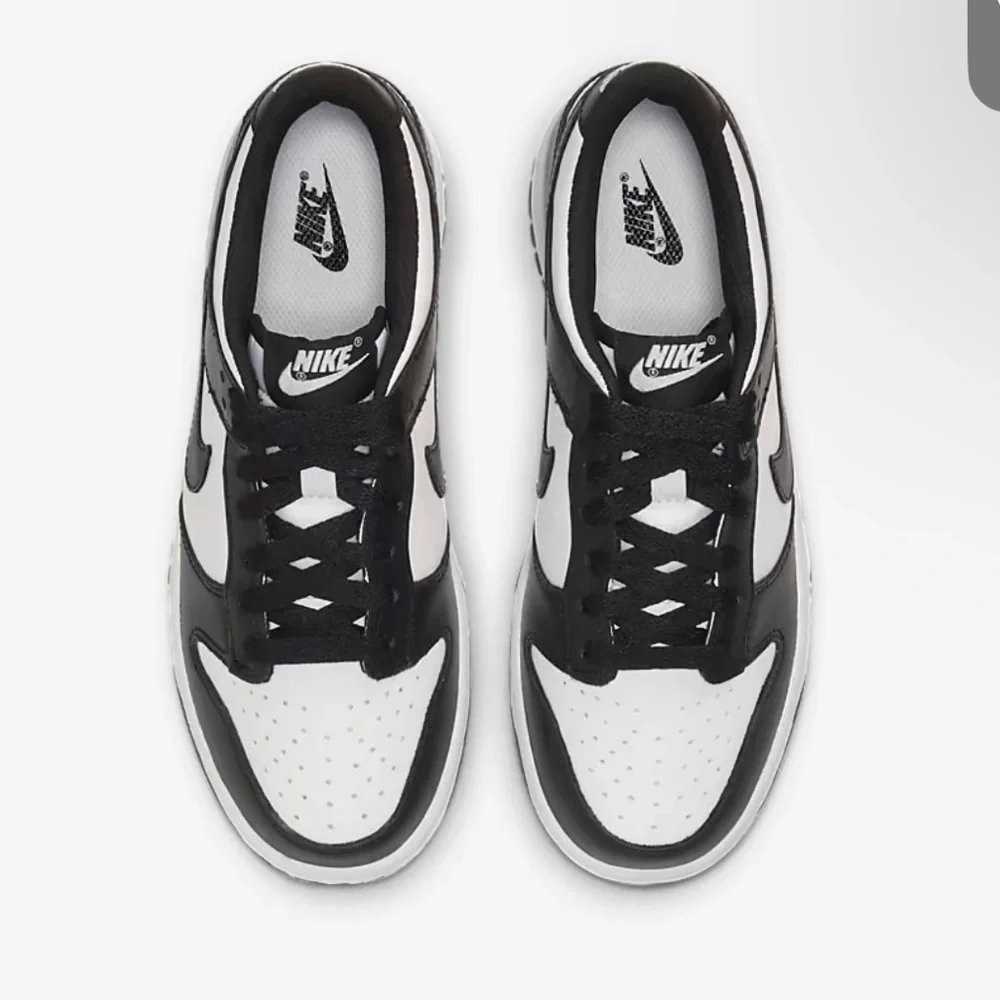 NIKE DUNK LOW (GS) - Picture 5 of 8